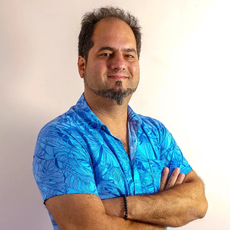 Carlos Bustamante